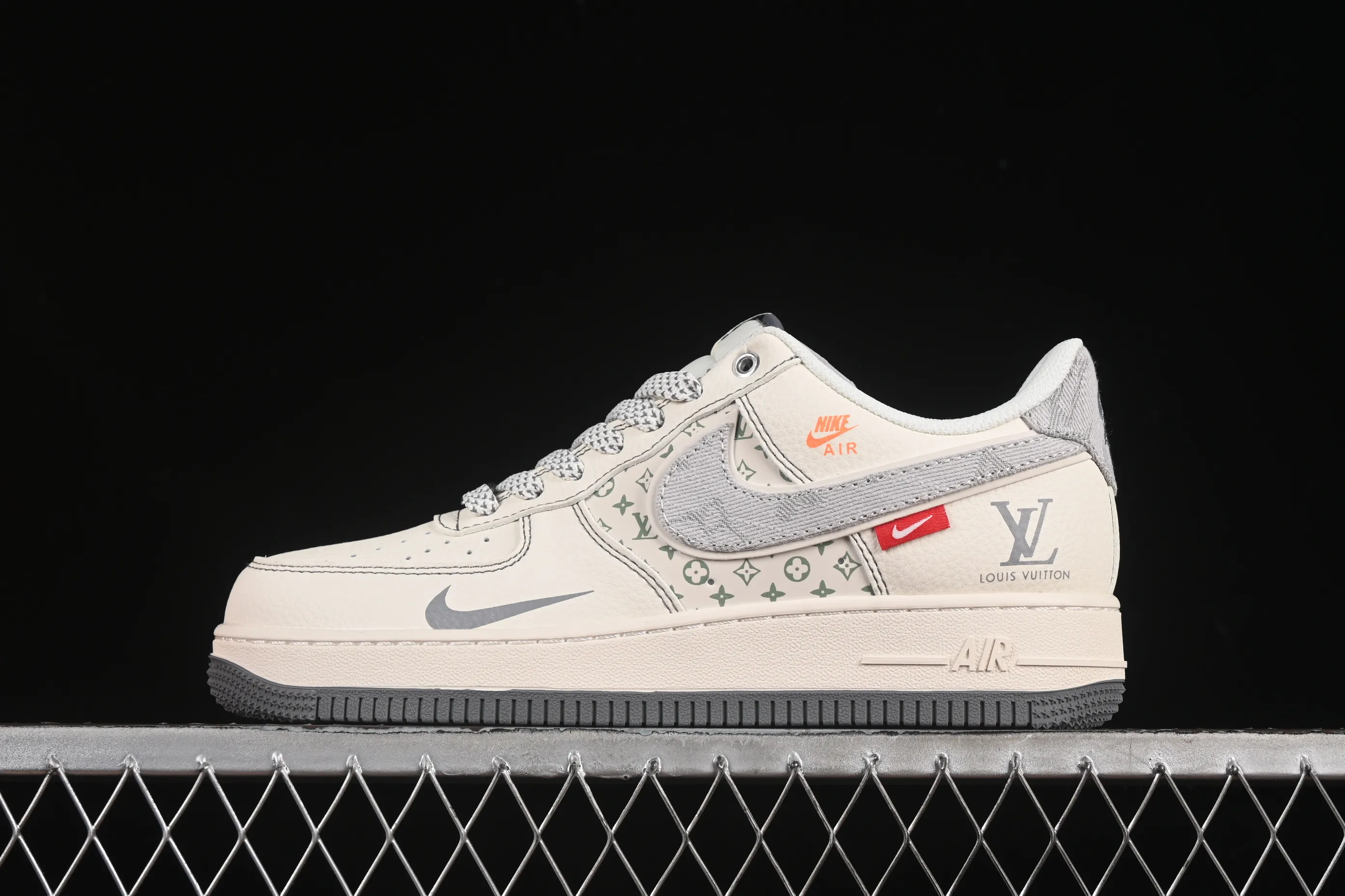 All categories Nk Air Force 1 Air Force series Nk Air Force 1 Low Air Force low-top Nike Air Force 1'07 Low LV co-branded gray cloth hook gray bottom Air Force 1 low-top casual sneakers YX5066-346